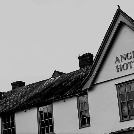 The Angel Hotel ลาเวนแนม ภายนอก รูปภาพ